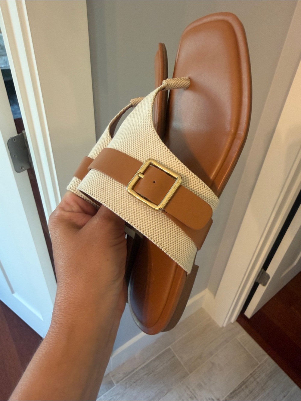 Nordstrom Rack Sandals - Picture 3 of 5